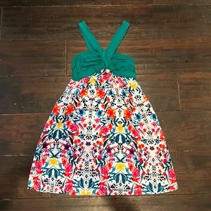 Short, flirty sundress with bare-shouldered straps